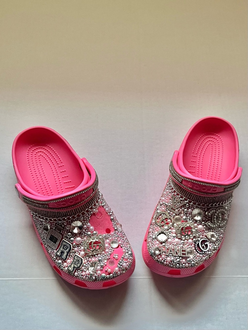 WOMEN'S PINK BLING CROCS (SIZE 10) / PERSONALIZED (PEARLS/RHINESTONES/JEWELRY) - Picture 7 of 10
